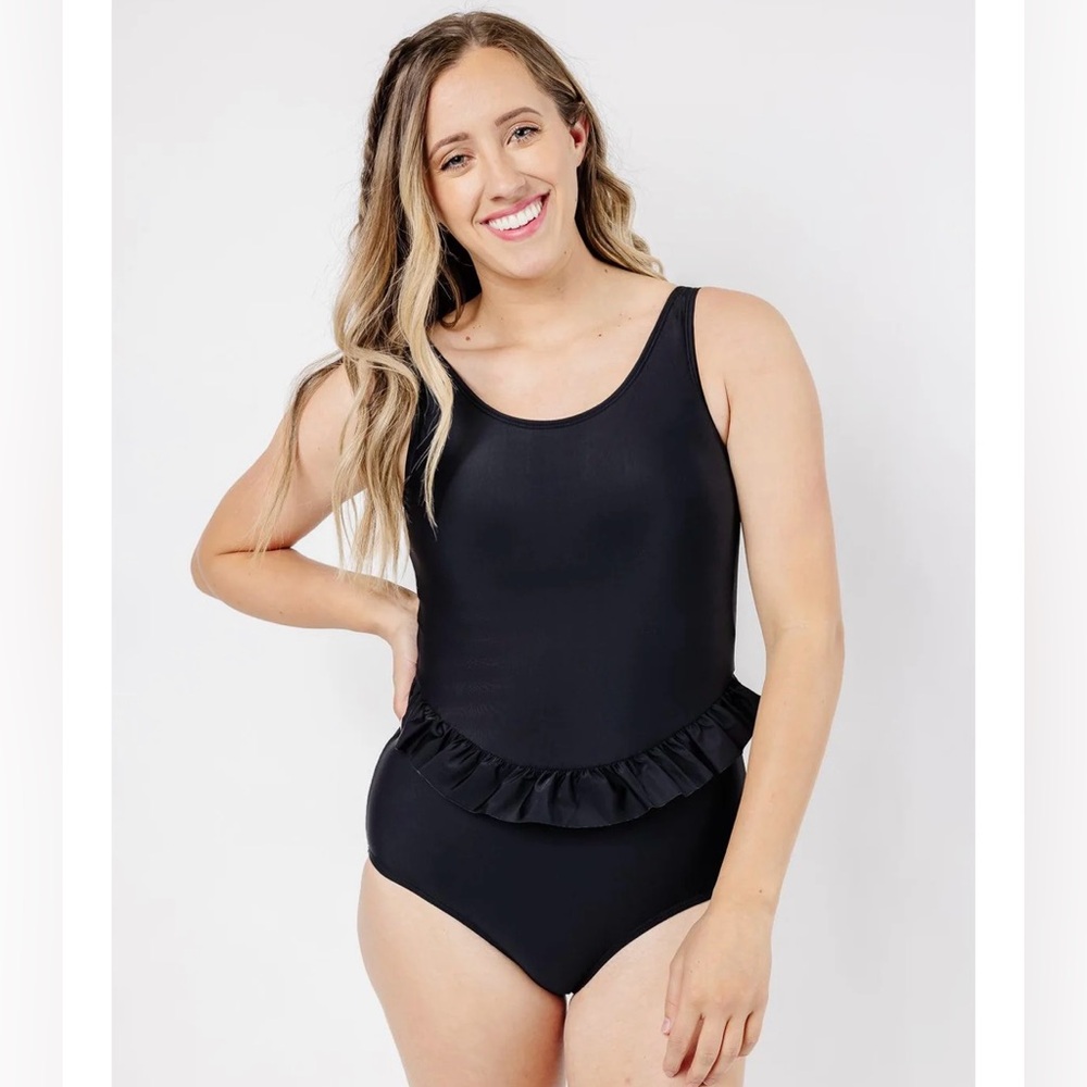 New Kortni Jeane Skirted One Piece Black 🖤